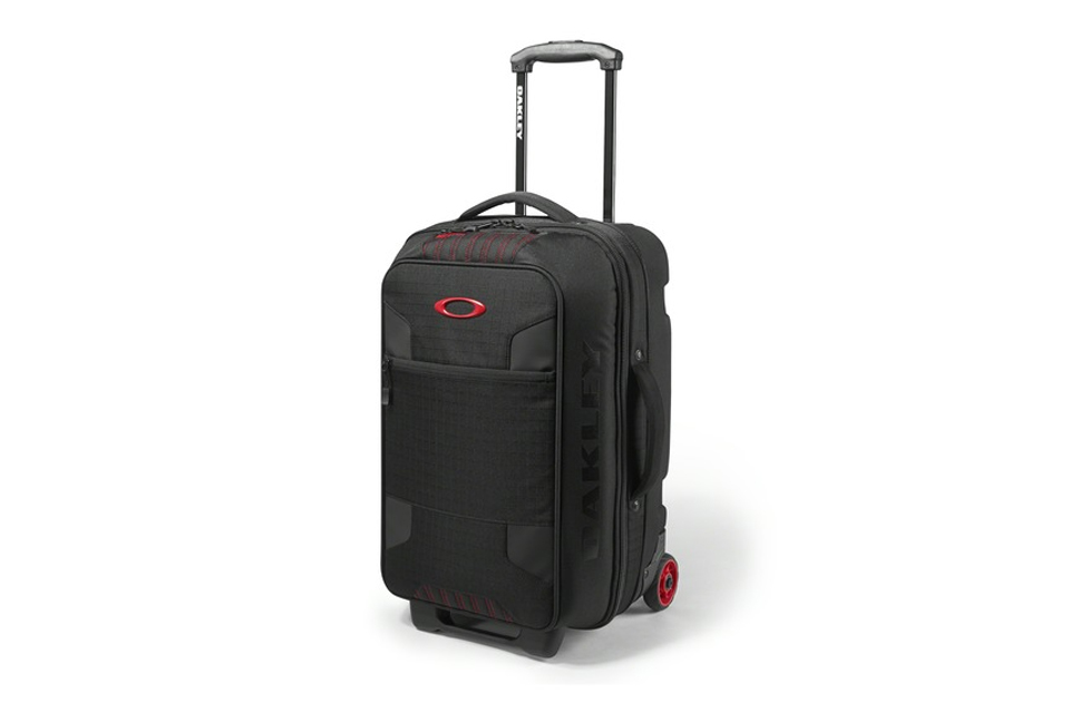 oakley hand luggage