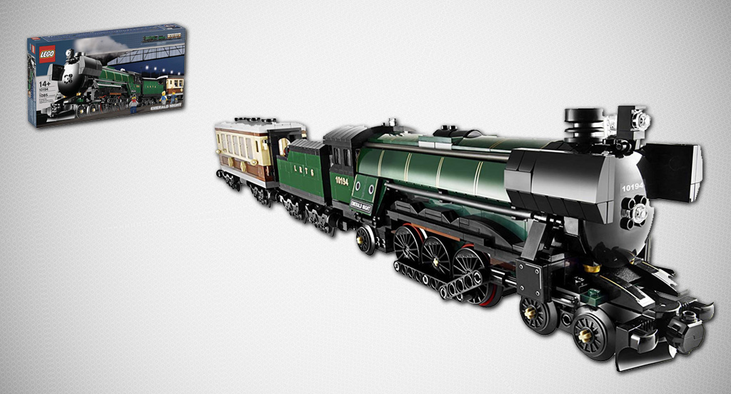 Best-LEGO-Creator-Expert-Emerald-Night-Train-10194
